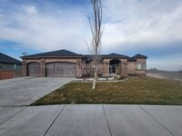 Building Photo - 2348 W 49th Ave