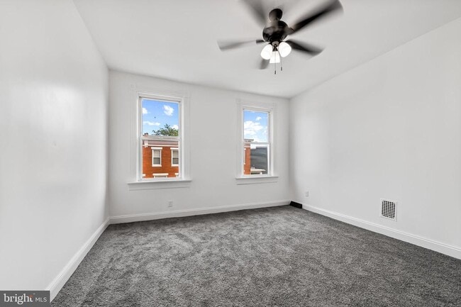 Building Photo - 1605 Darley Ave