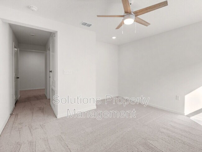 Building Photo - 2192 Vinifera Dr