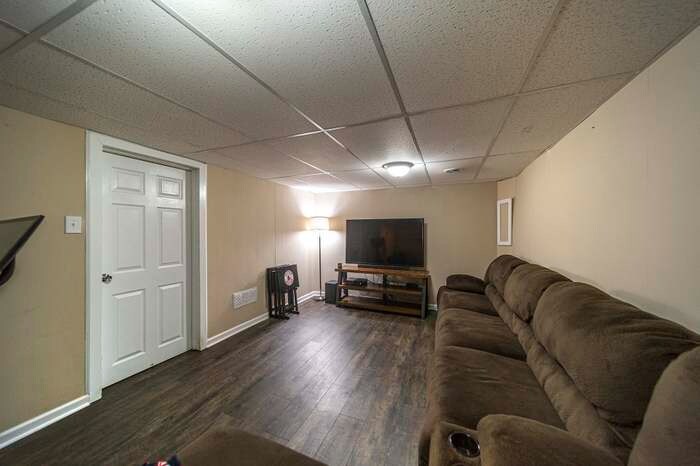 Building Photo - 1030 Maywood Dr