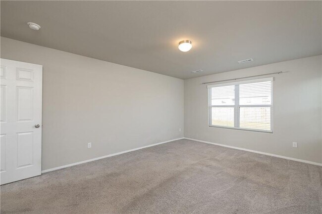 Building Photo - 2701 Bauer St
