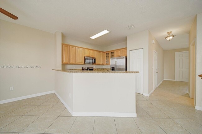 Building Photo - 11461 SW 236 Ln