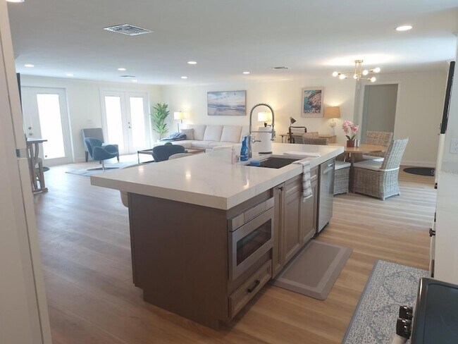 Building Photo - 1203 Lyric Ln