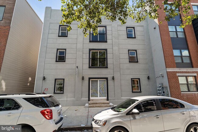 Building Photo - 980 N Marshall St