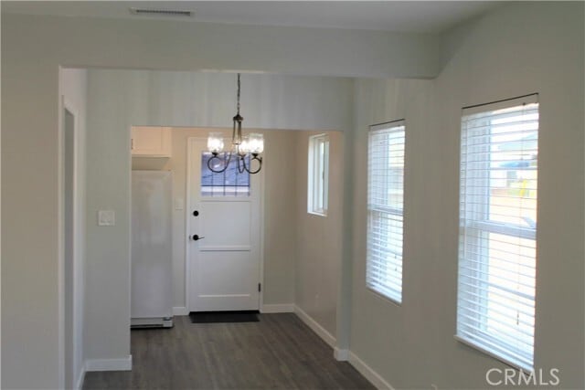 Building Photo - 2425 Sebald Ave