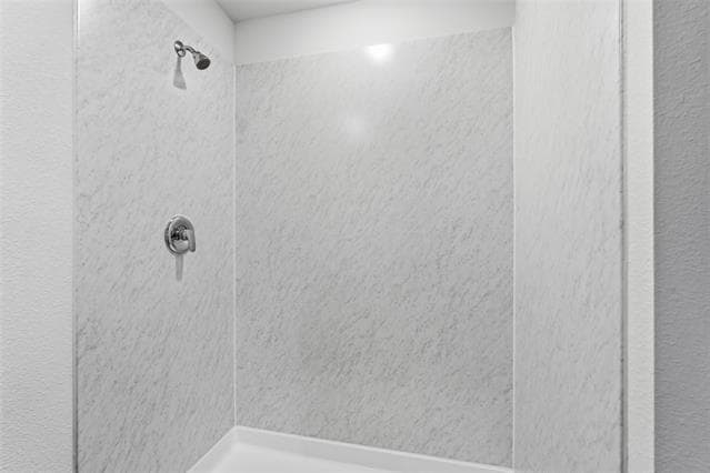 Building Photo - 1325 Brook Ln