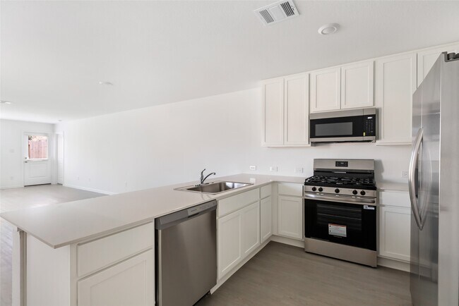 Building Photo - 917 Capracotta Dr