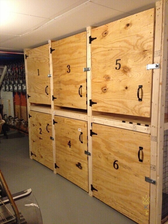 Building Photo - 210 Winthrop Rd