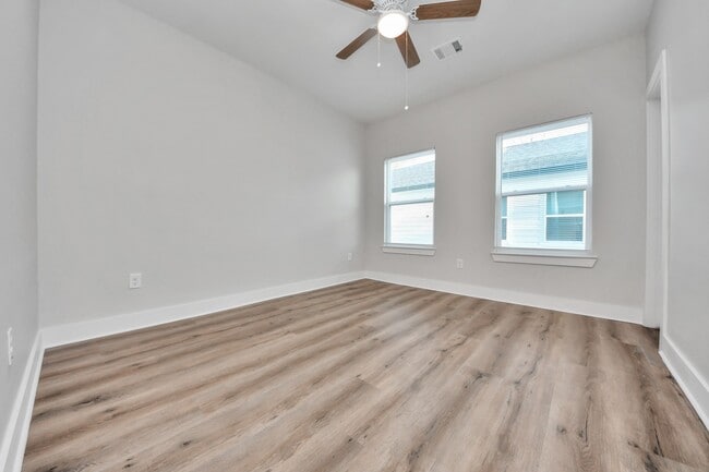 Building Photo - 4713 Talina Way