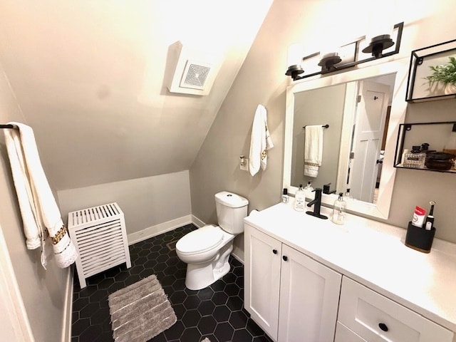 Building Photo - 2115 W Barry Ave