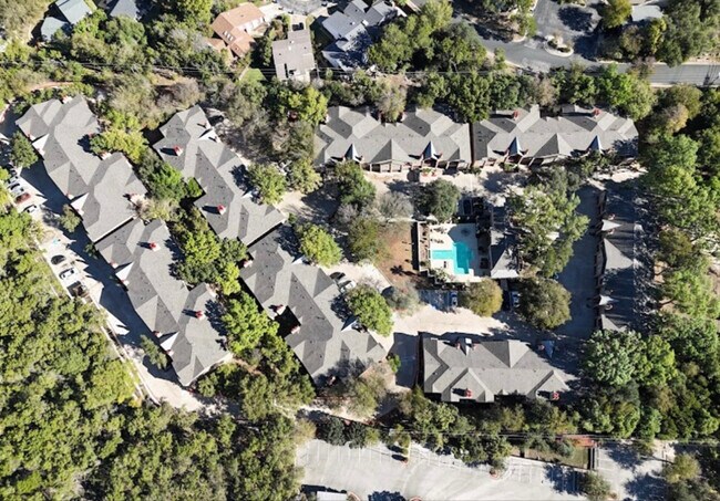 Building Photo - 6804 N Capital of Texas Hwy