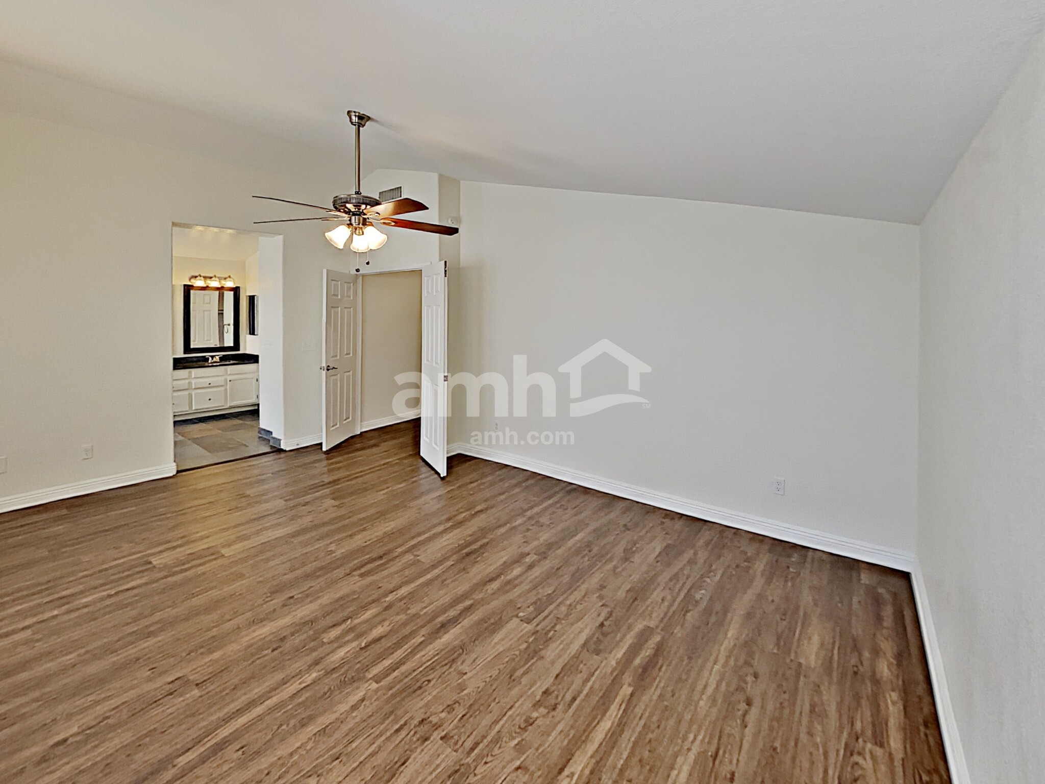 Building Photo - 4731 E White Aster St