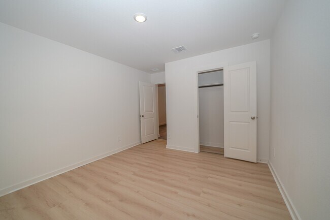 Building Photo - 4526 Waving Willow Wy