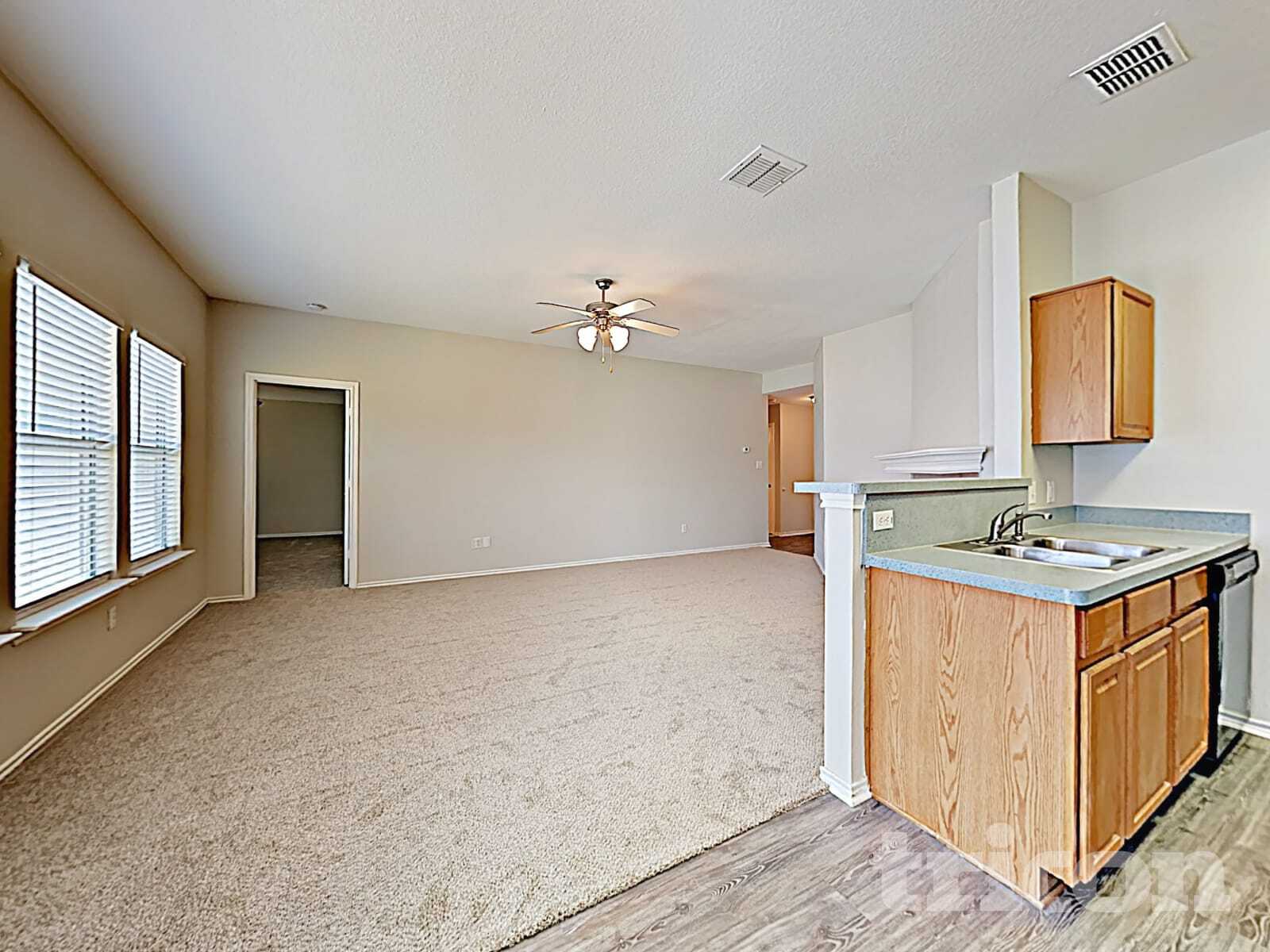 Building Photo - 3469 Cayman Dr