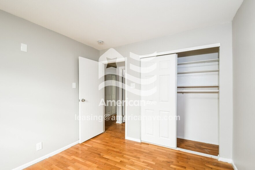 Building Photo - 2639 Freemantle Dr