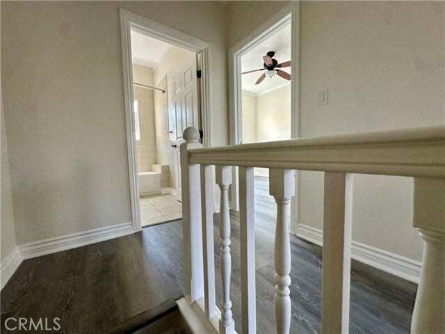 Building Photo - 1760 N Las Palmas Ave