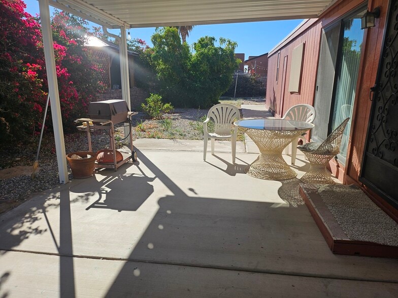 Building Photo - 13239 E 48th St