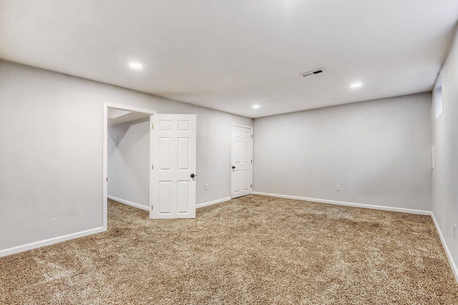 Recreation Room - 8780 E Yale Ave