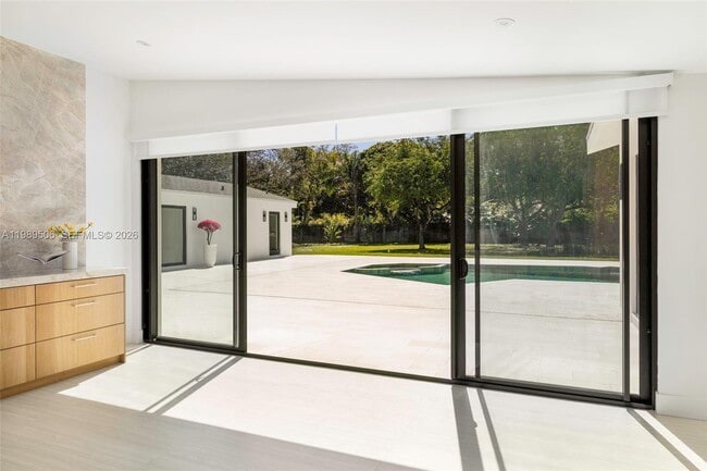 Building Photo - 8800 SW 118th St