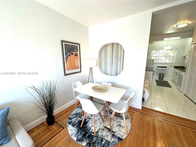 Building Photo - 1007 Meridian Ave