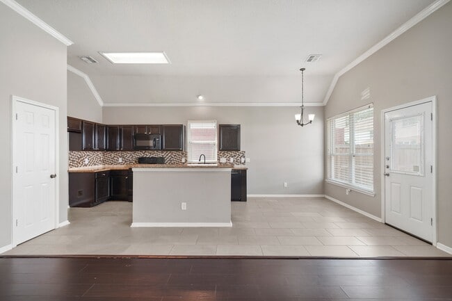 Building Photo - 6505 Sage Ct