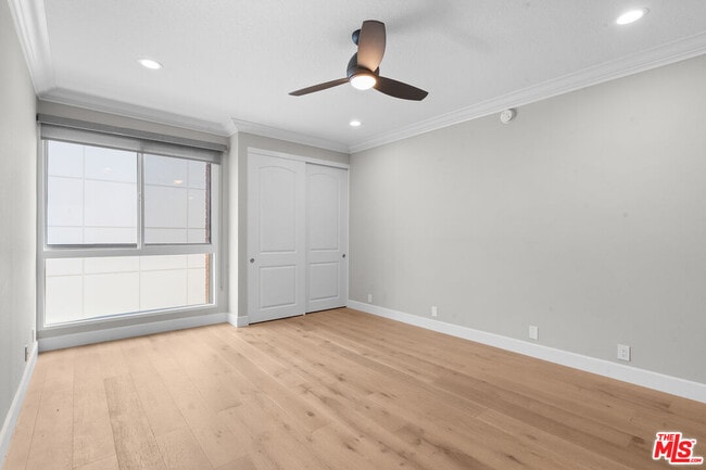 Building Photo - 4477 Wilshire Blvd