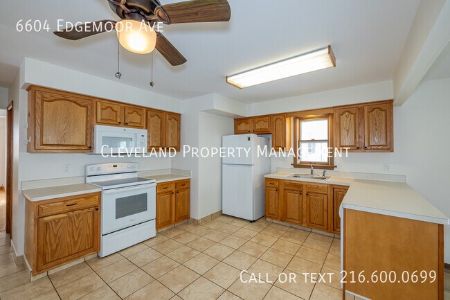 Building Photo - 6604 Edgemoor Ave