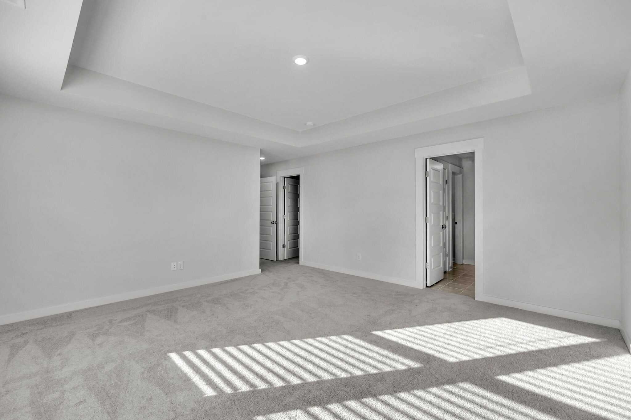 Building Photo - 361 Euclid Dr