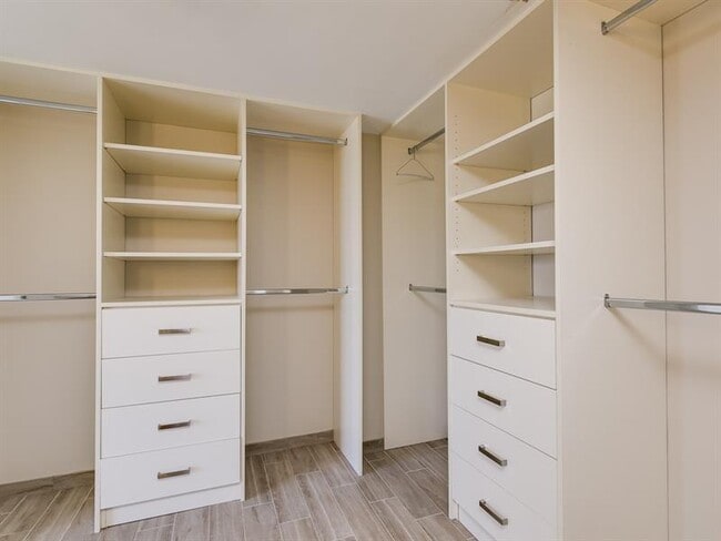 Building Photo - 750 N Ocean Blvd