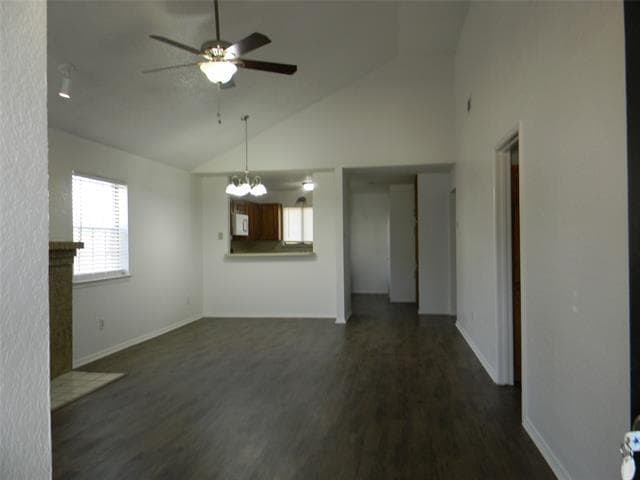 Building Photo - 809 Windcrest Dr