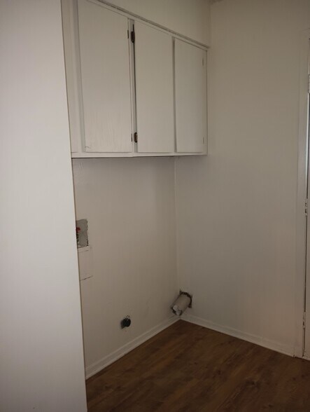 Building Photo - 1405 Chapelwood Dr