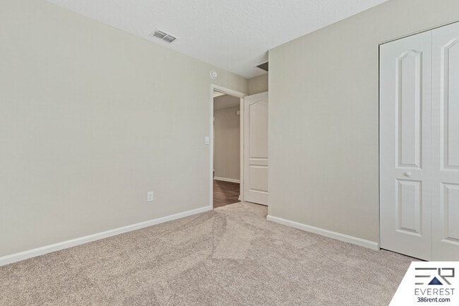 Building Photo - 5 Birchfield Pl