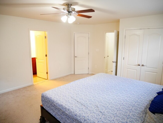 Building Photo - End Unit 3 Bedroom Townhome- Owings Mills, MD