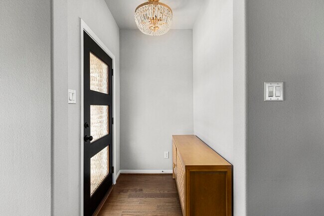 Building Photo - 31130 Mahogany Fir Trl