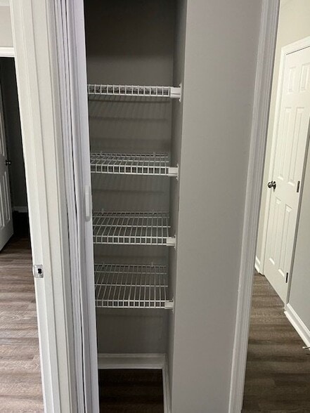 Building Photo - 2216 Minnear St