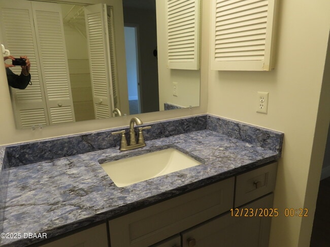 Building Photo - 4211 New Haven Ct