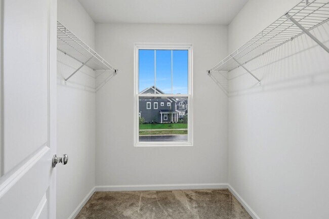 Building Photo - 5920 Hawkweed Dr