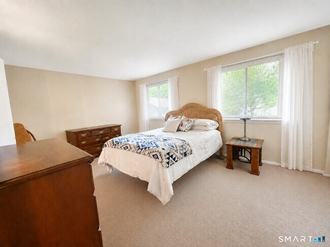 Building Photo - 40 Conestoga Way