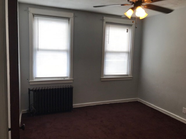 Living Room - 3606 Chesterfield Ave