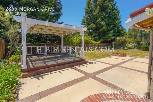 Building Photo - 2865 Morgan Dr