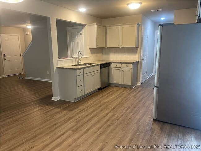 Building Photo - 408 Bunning Dr