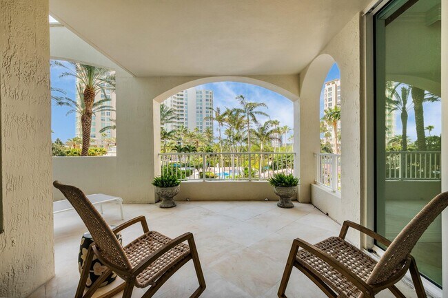 Building Photo - 3700 S Ocean Blvd