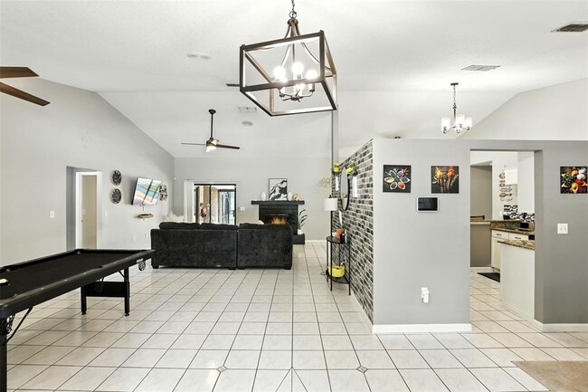 Building Photo - 7708 Eden Park Rd