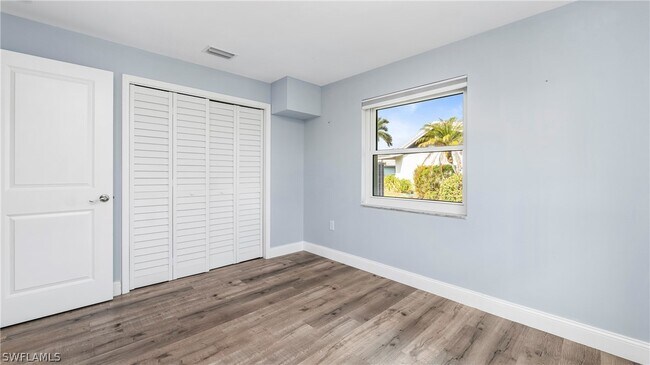 Building Photo - 54 Hilo Ct