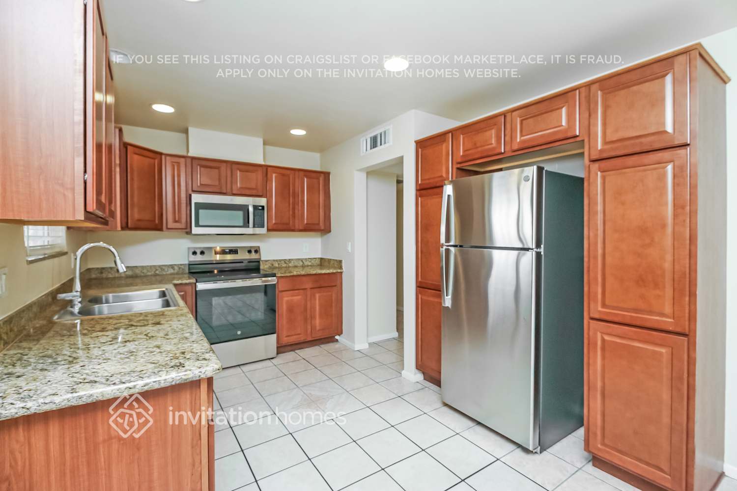 Building Photo - 461 N Kirchoff
