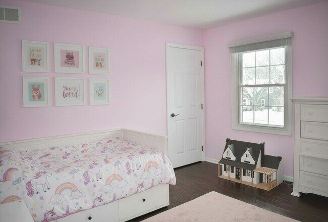 Building Photo - 741 Buttonwood Cir