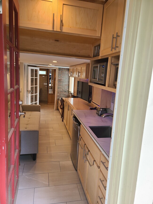 Building Photo - The Casita