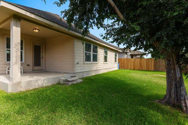 Building Photo - 20725 Mead Bend