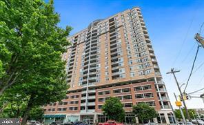 Building Photo - 5750 Bou Ave