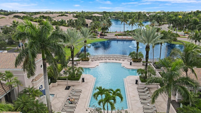 Building Photo - 2802 Sarento Pl